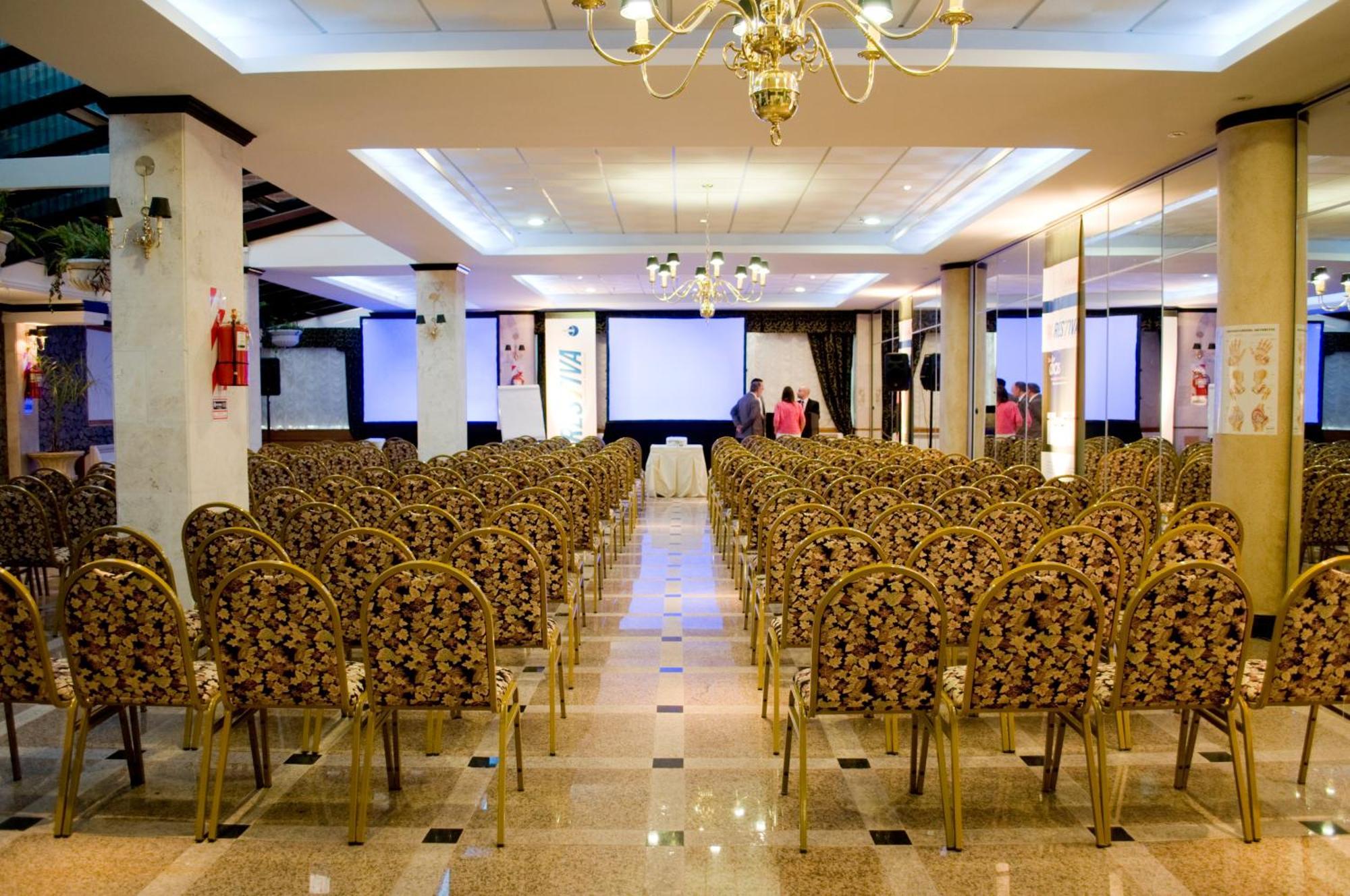 Ramada By Wyndham Buenos Aires Hotel บิเซนเตโลเปซ ธุรกิจ รูปภาพ