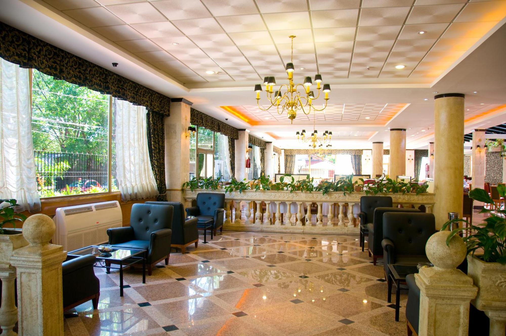 Ramada By Wyndham Buenos Aires Hotel บิเซนเตโลเปซ ภายนอก รูปภาพ