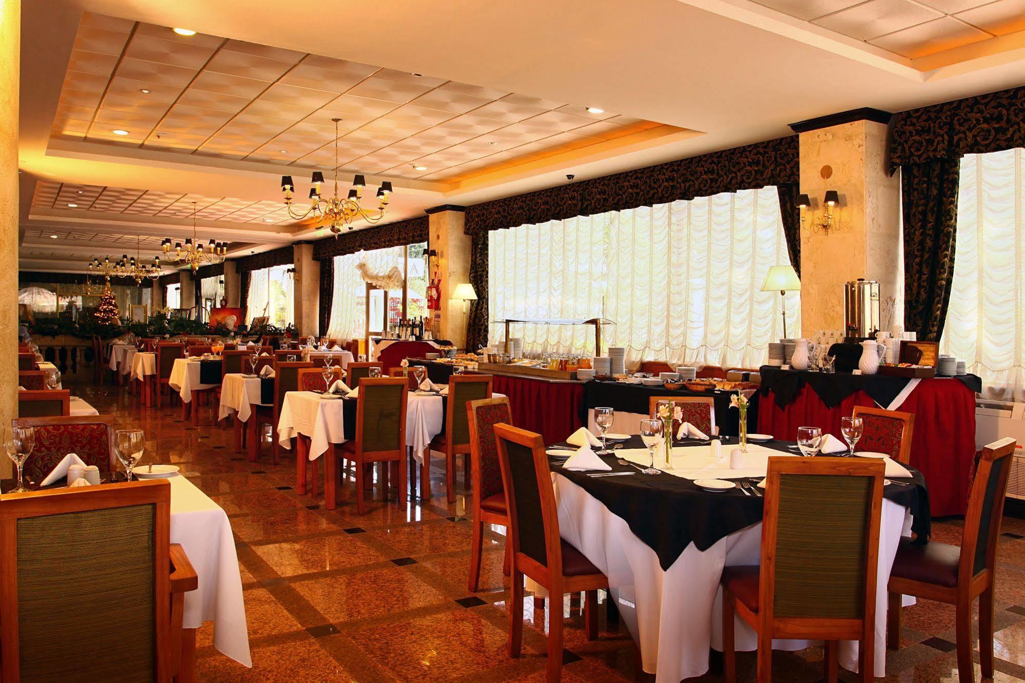 Ramada By Wyndham Buenos Aires Hotel บิเซนเตโลเปซ ภายนอก รูปภาพ