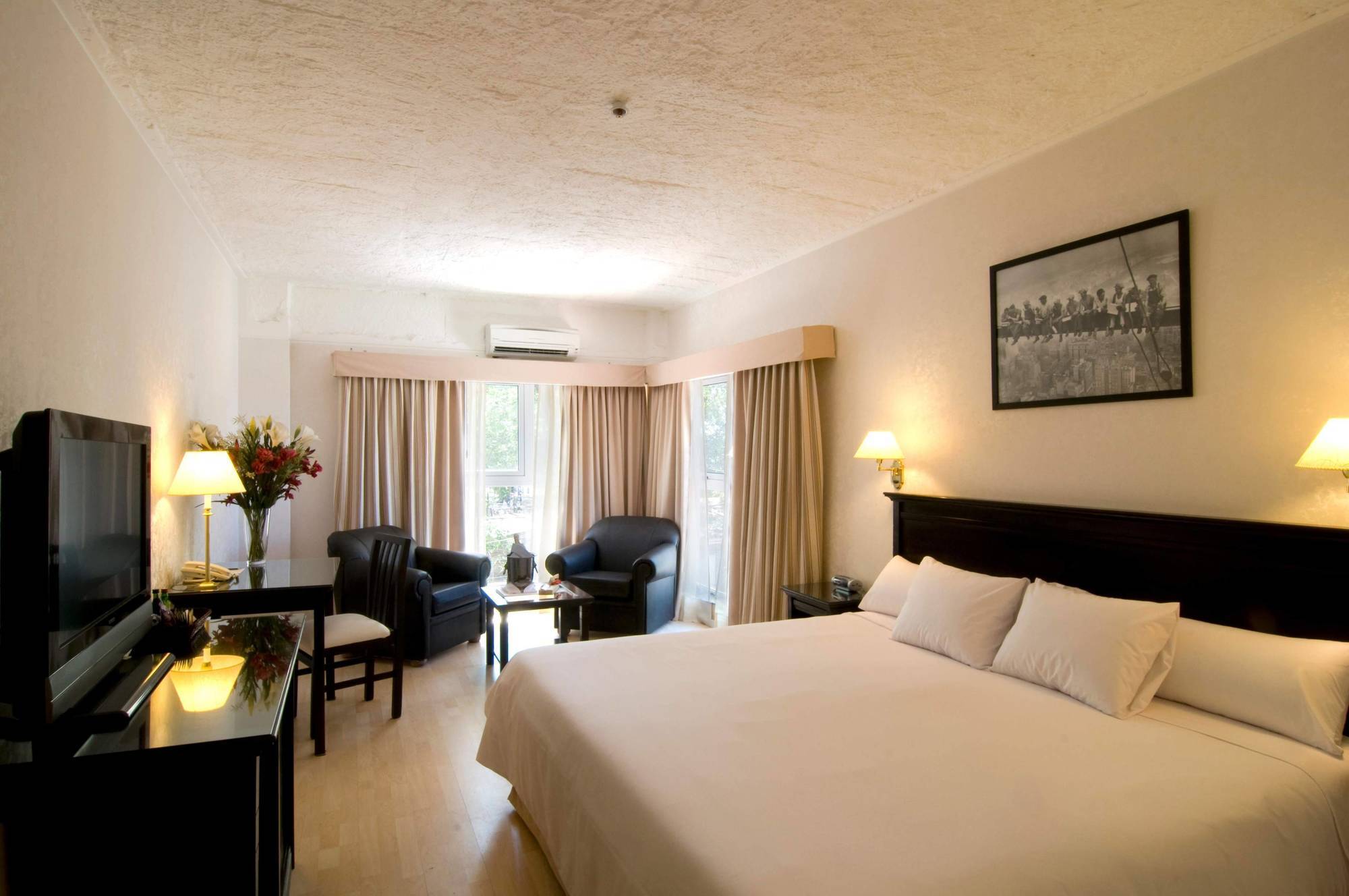 Ramada By Wyndham Buenos Aires Hotel บิเซนเตโลเปซ ห้อง รูปภาพ