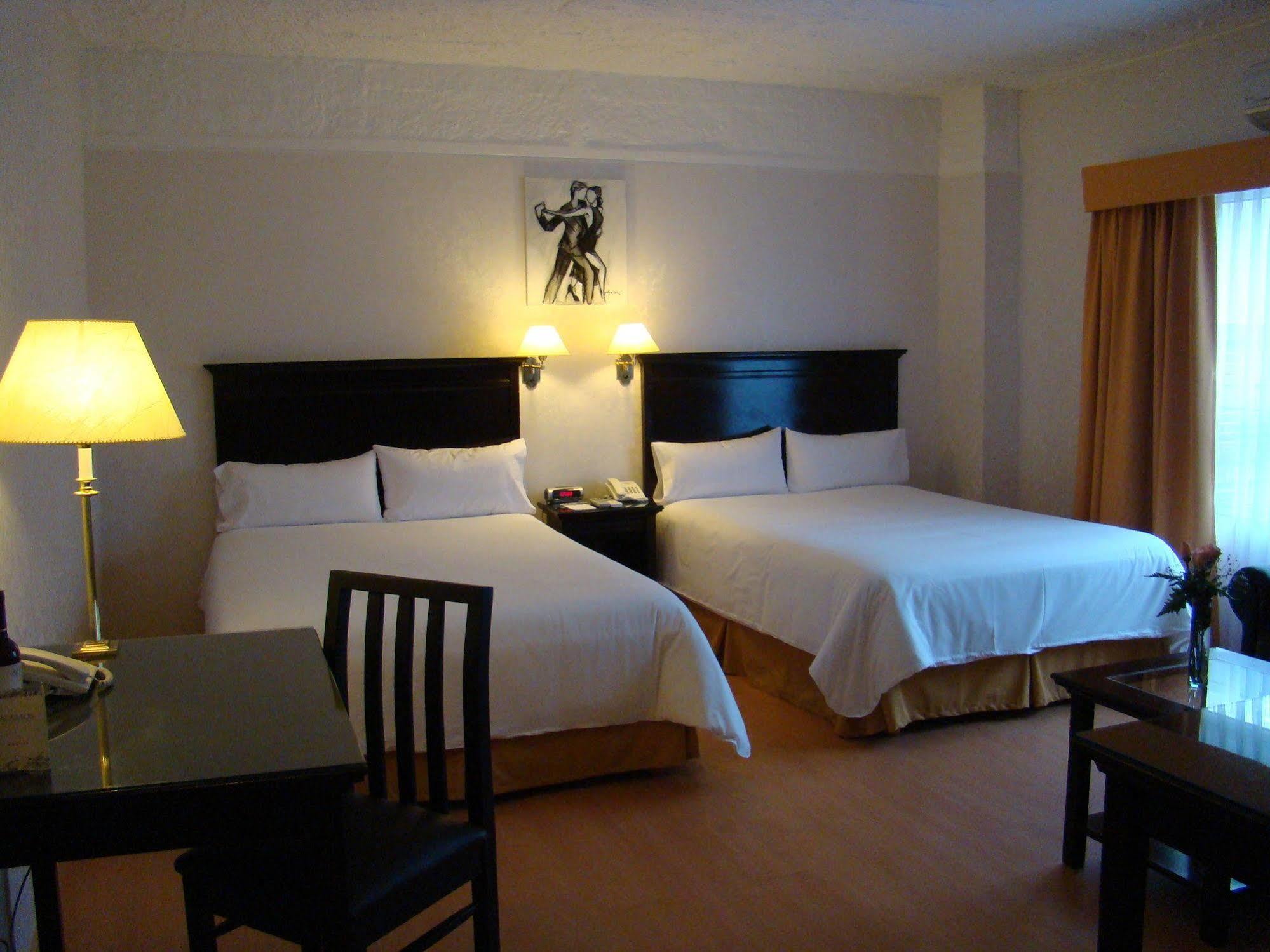 Ramada By Wyndham Buenos Aires Hotel บิเซนเตโลเปซ ภายนอก รูปภาพ