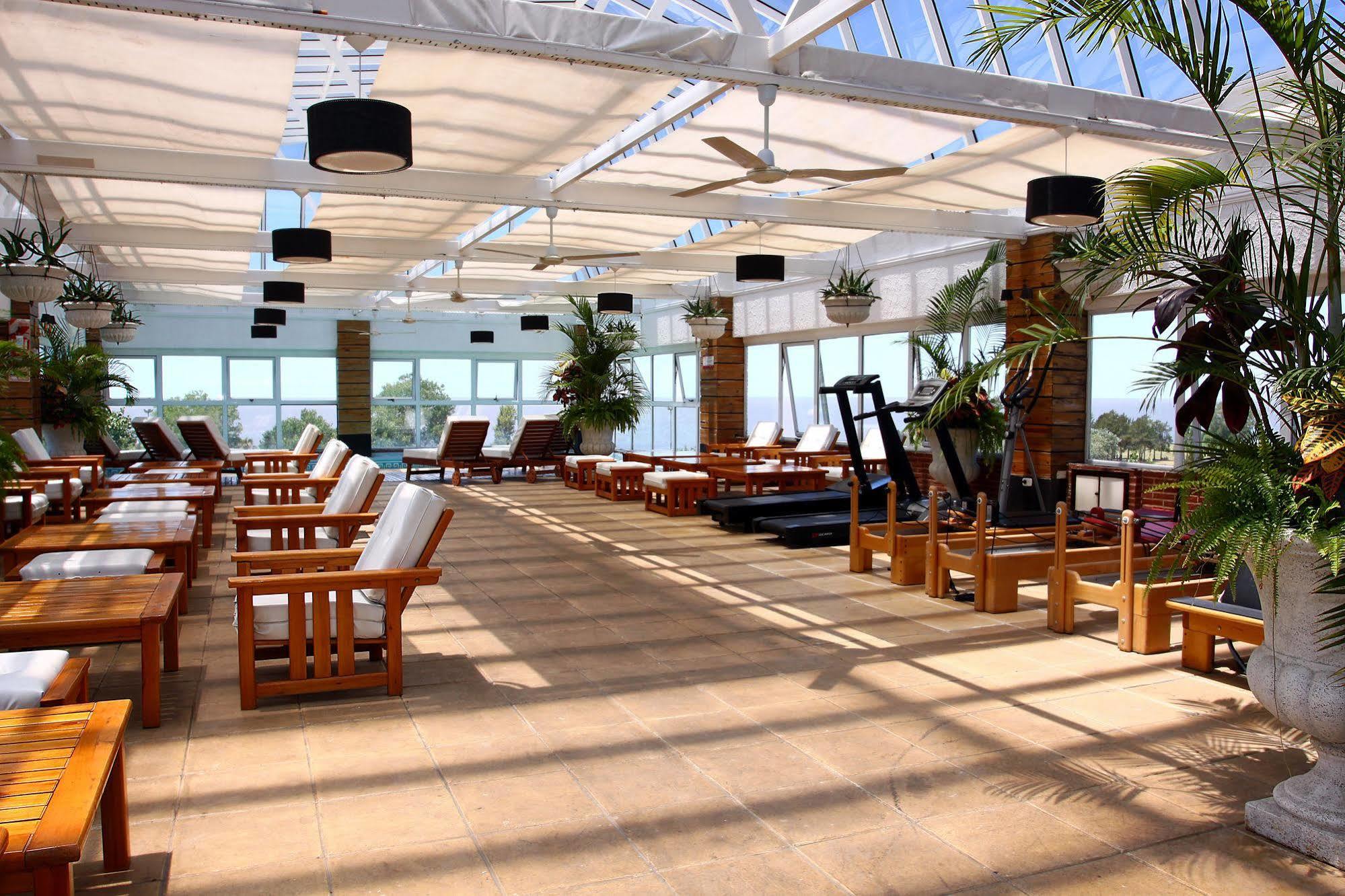 Ramada By Wyndham Buenos Aires Hotel บิเซนเตโลเปซ ภายนอก รูปภาพ